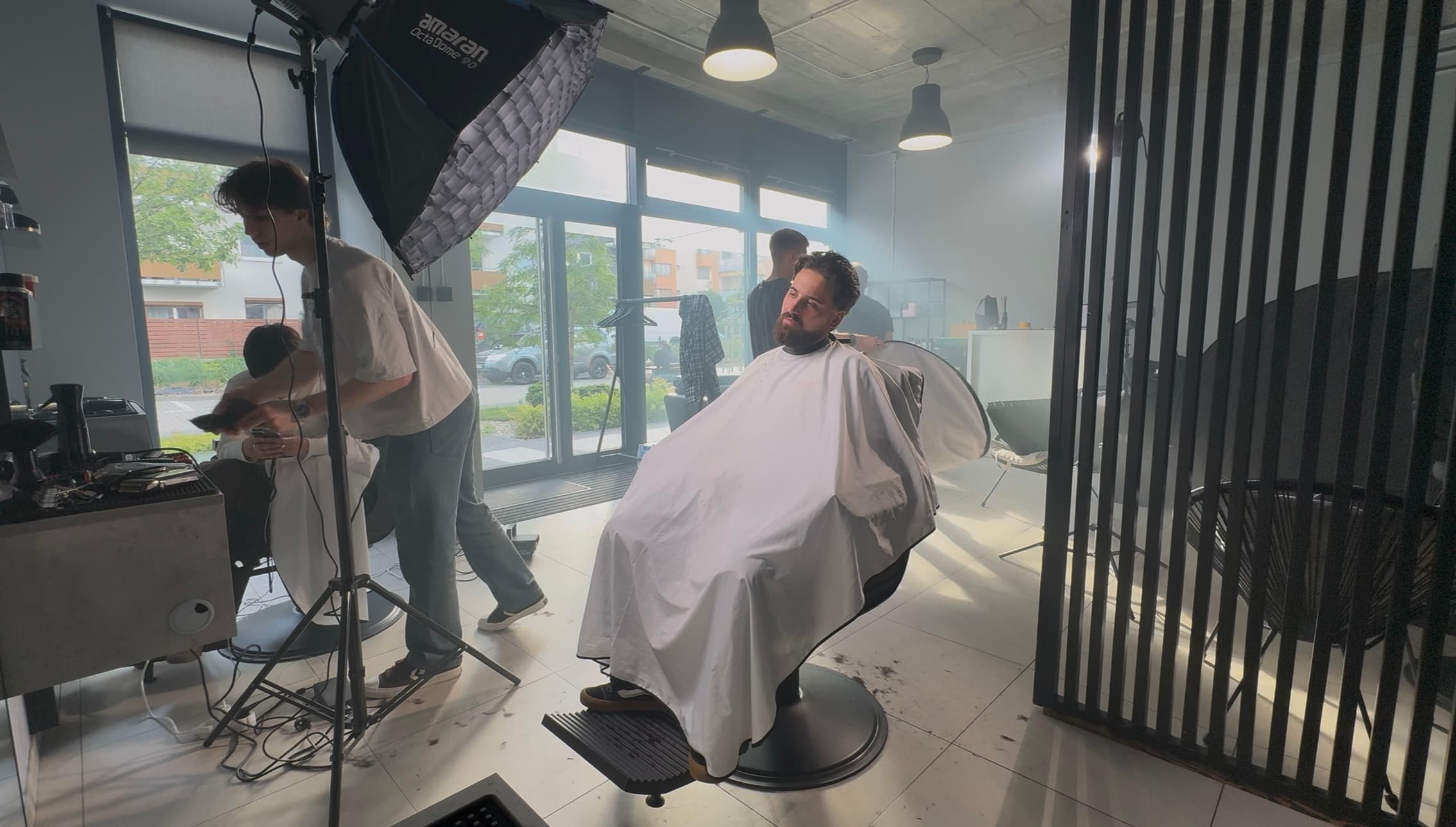 Behind the scenes 3